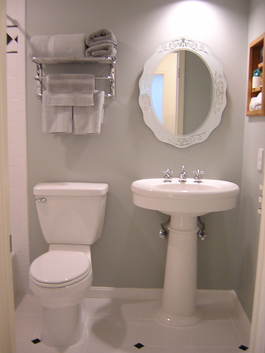 BATH REMODELING IDEAS FOR SMALL BATHROOMS in Bathroom